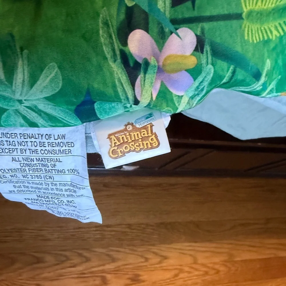 Animal Crossing New Horizons Character comforter twin